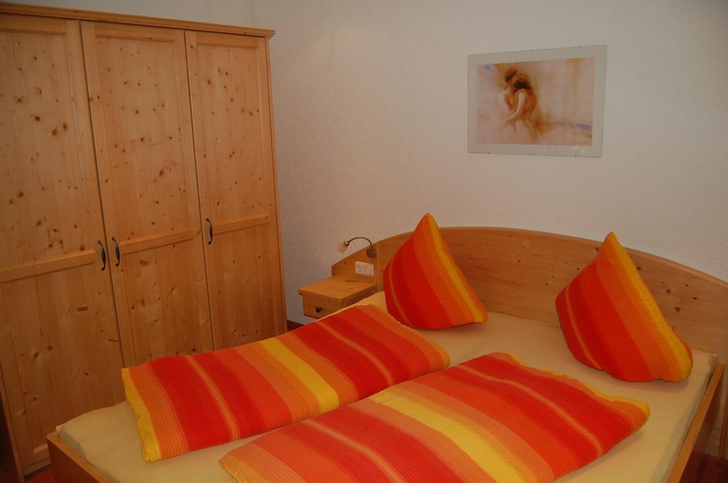 Haus Kinsperger Leilighet Klosterle am Arlberg Rom bilde